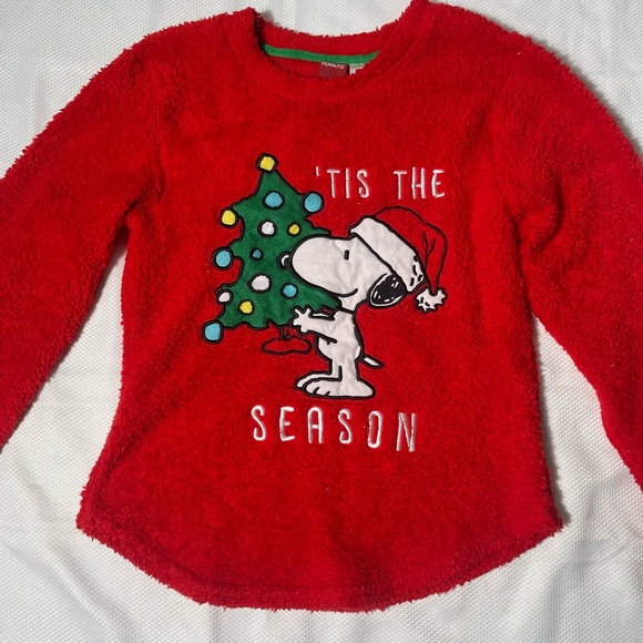 Peanuts Snoopy Christmas Sweater Womens 